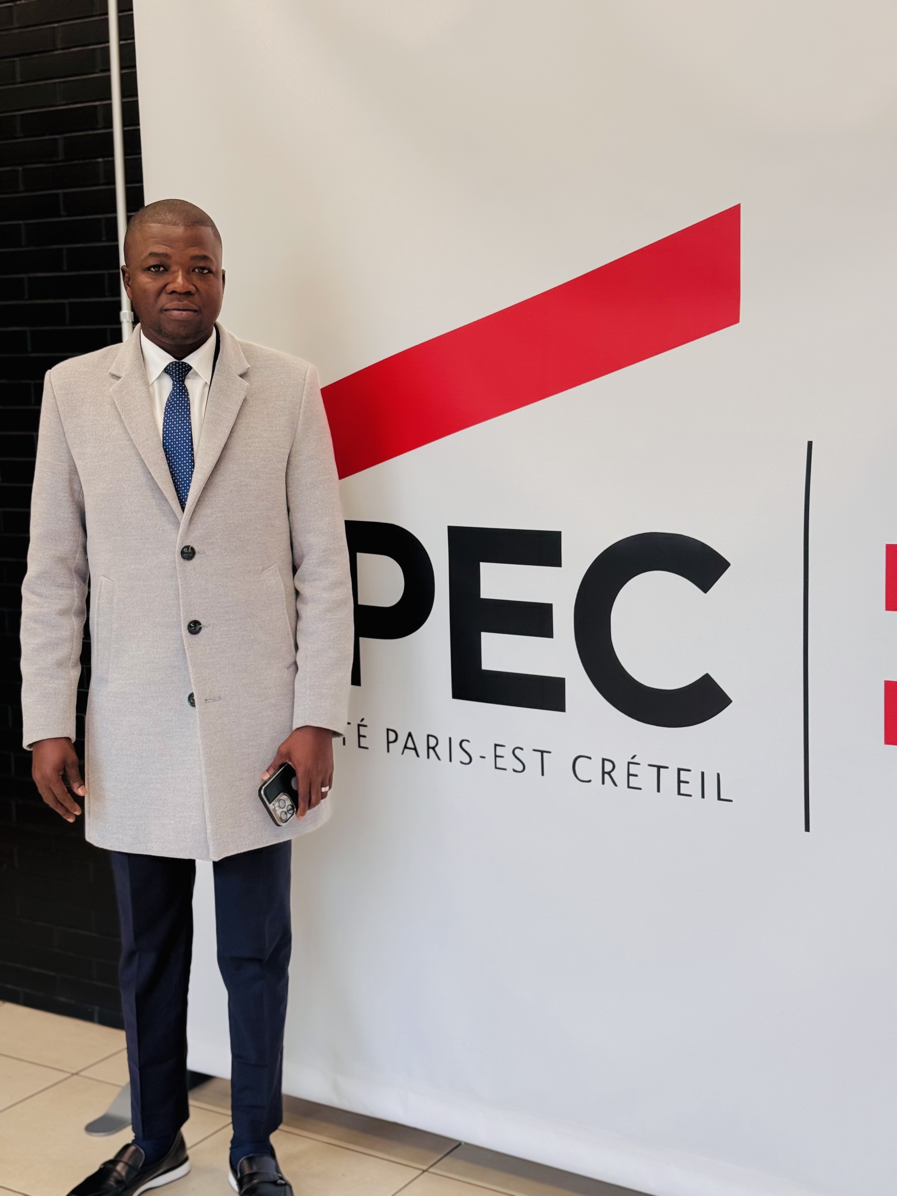 Portrait Clément ATCHADE